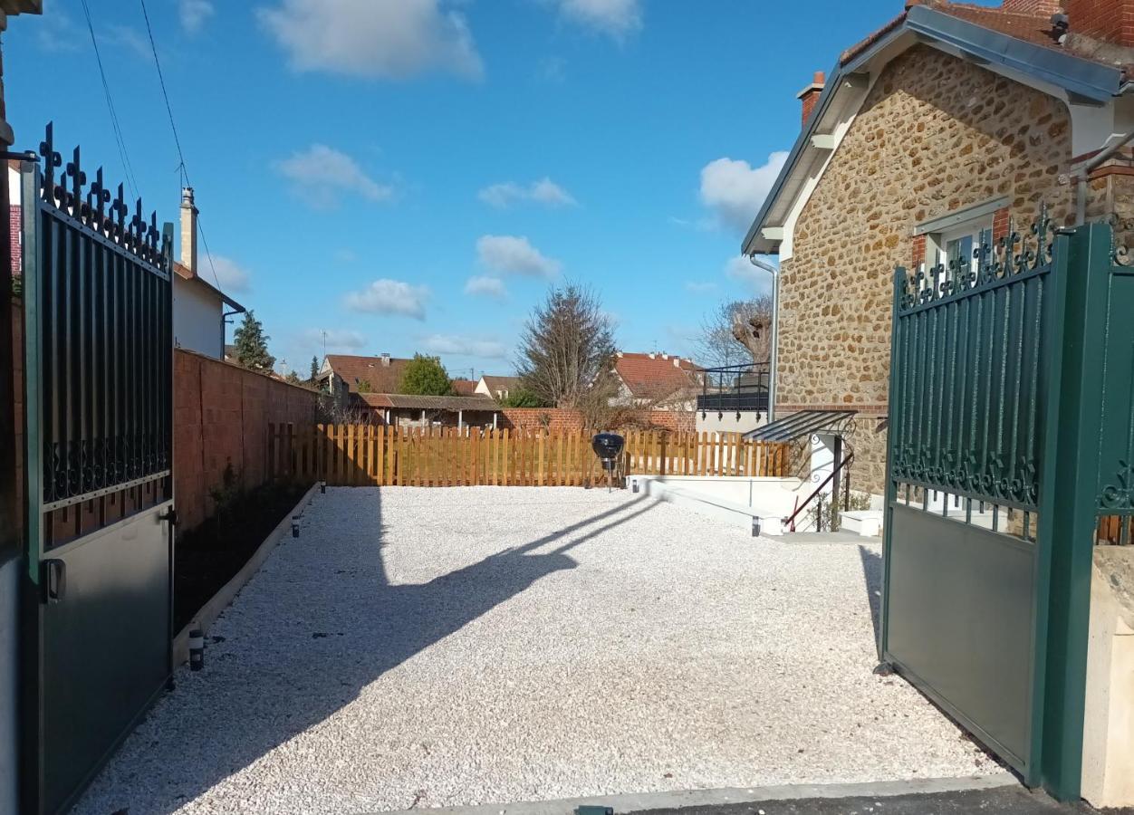 Calme Absolu, Terrasse Et Parking Entre Paris Et Disney Vaires-sur-Marne Exterior foto